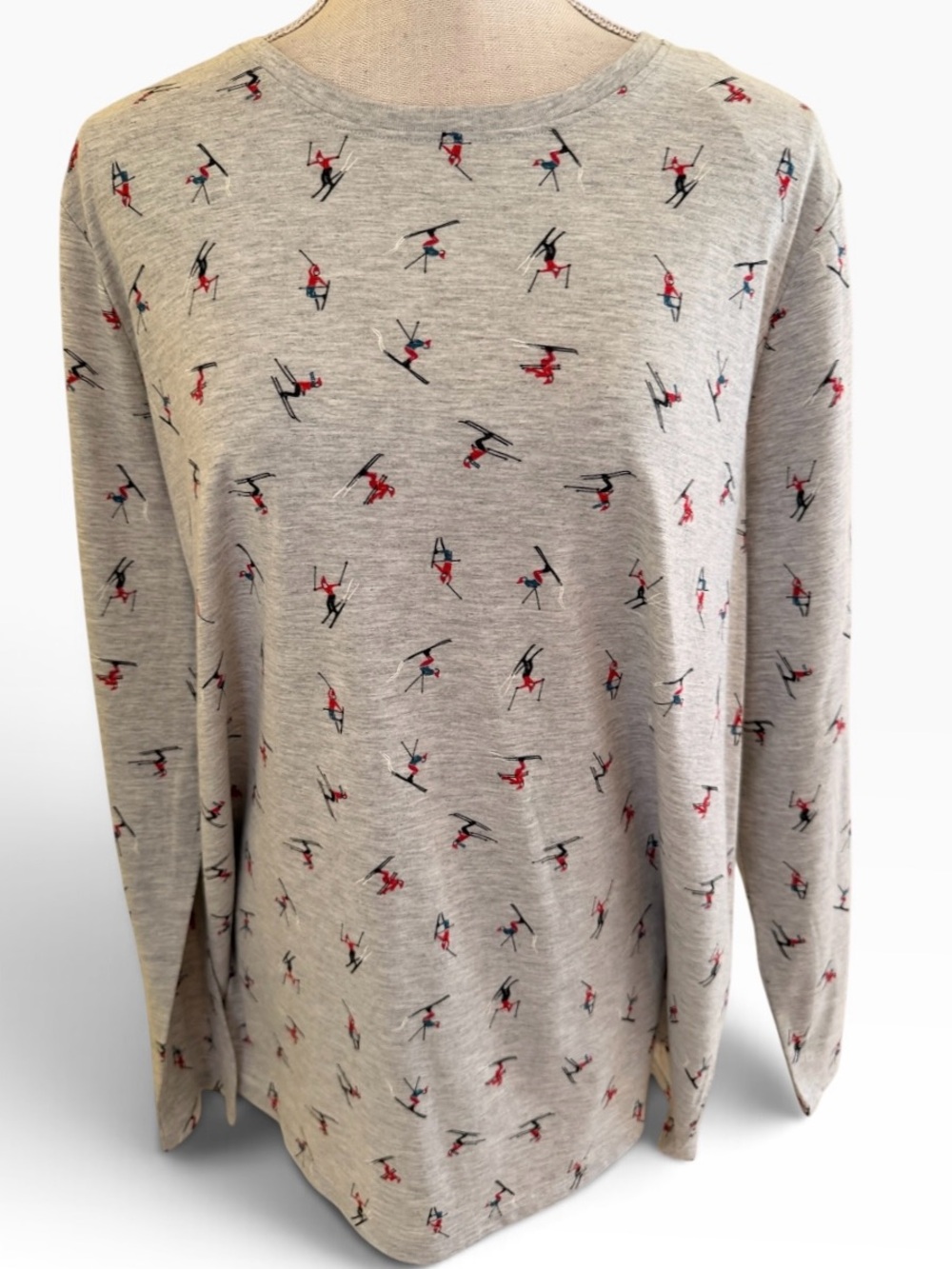 Lane Bryant Light Heather Gray with Retro Skier Print Long Sleeve Tee 14/16